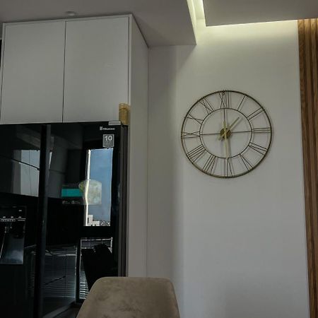 Lux Apartment At Arlis Tirana Exterior photo